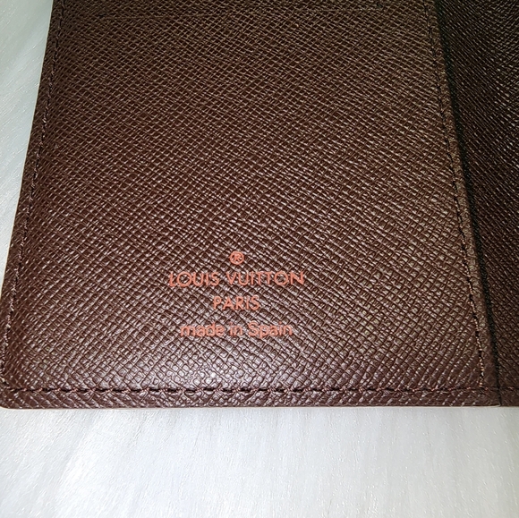 Louis Vuitton Pocket Agenda Cover - Picture 9 of 10